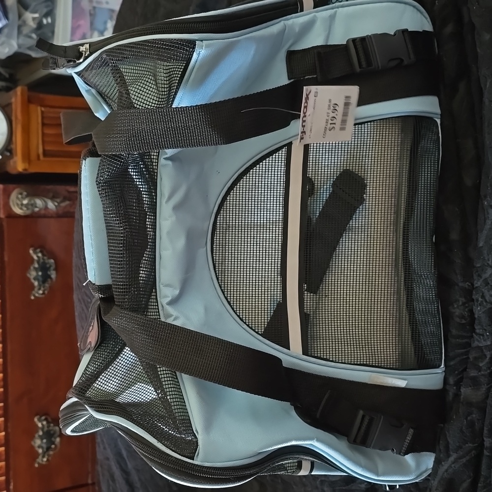 Collapsible Pet Carrier